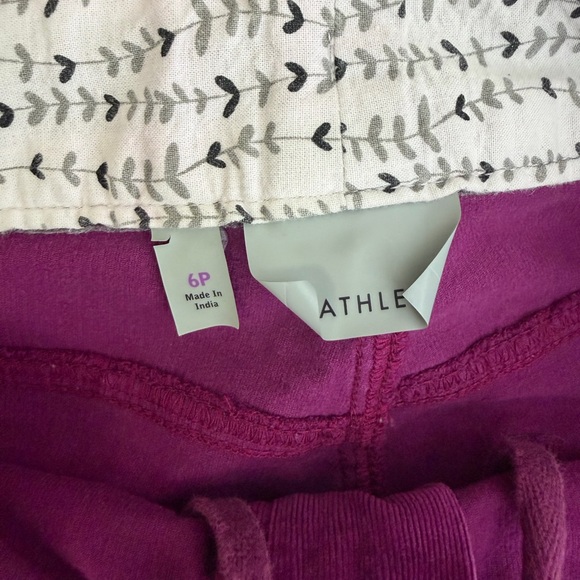 Athleta Women’s Loveland Corduroy Pant Raspberry Low Rise Stretch Cord Size 6P - Picture 10 of 12